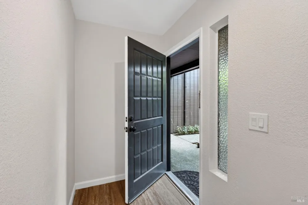 260 Los Alamos Road Santa Rosa, CA 95409