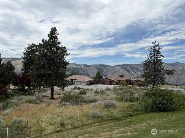 601 Desert Canyon Boulevard Orondo, WA 98843