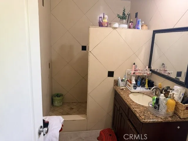 9426 MIRAGE AVE Westminster, CA 92683