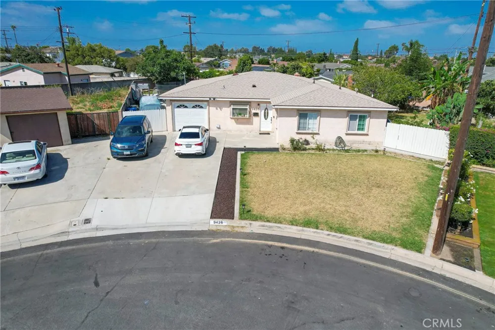 9426 MIRAGE AVE Westminster, CA 92683