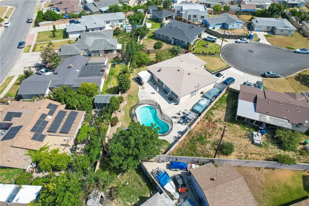 9426 MIRAGE AVE Westminster, CA 92683