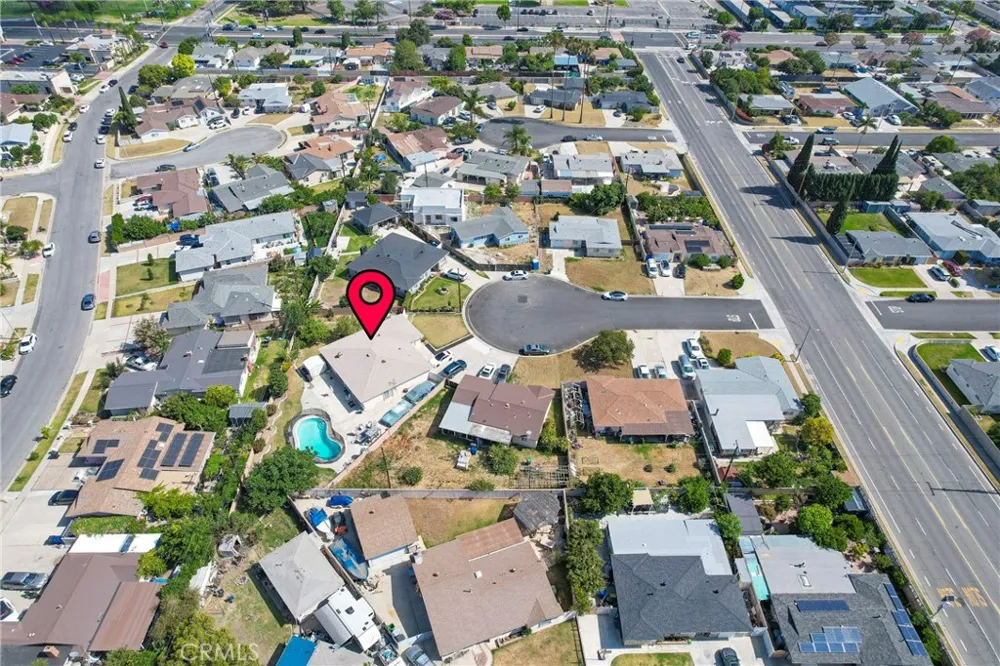 9426 MIRAGE AVE Westminster, CA 92683