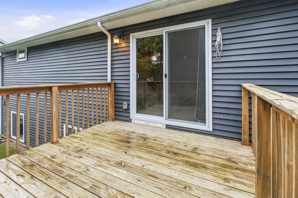 557 Swan River Drive Benton Harbor, MI 49022