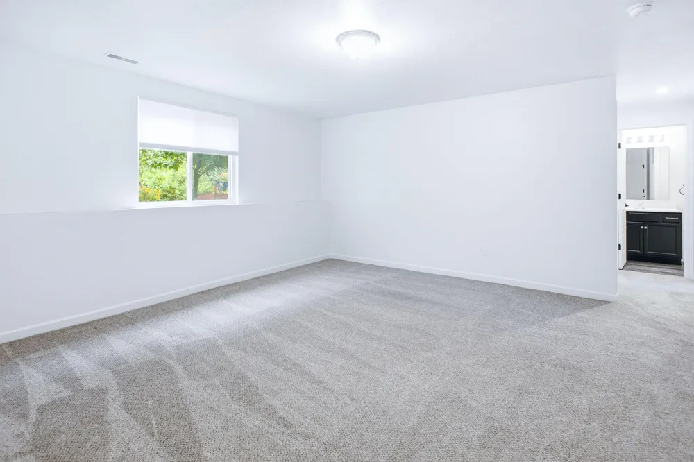 557 Swan River Drive Benton Harbor, MI 49022
