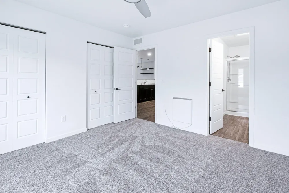 557 Swan River Drive Benton Harbor, MI 49022