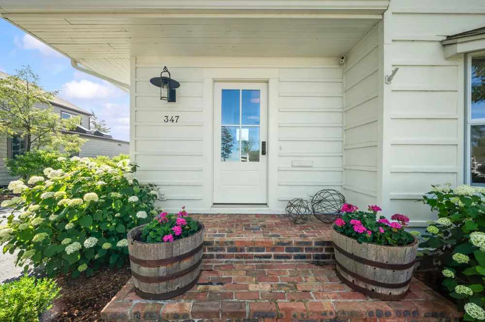 347 Ridgeway Street St. Joseph, MI 49085