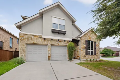 100 Orvieto Cove