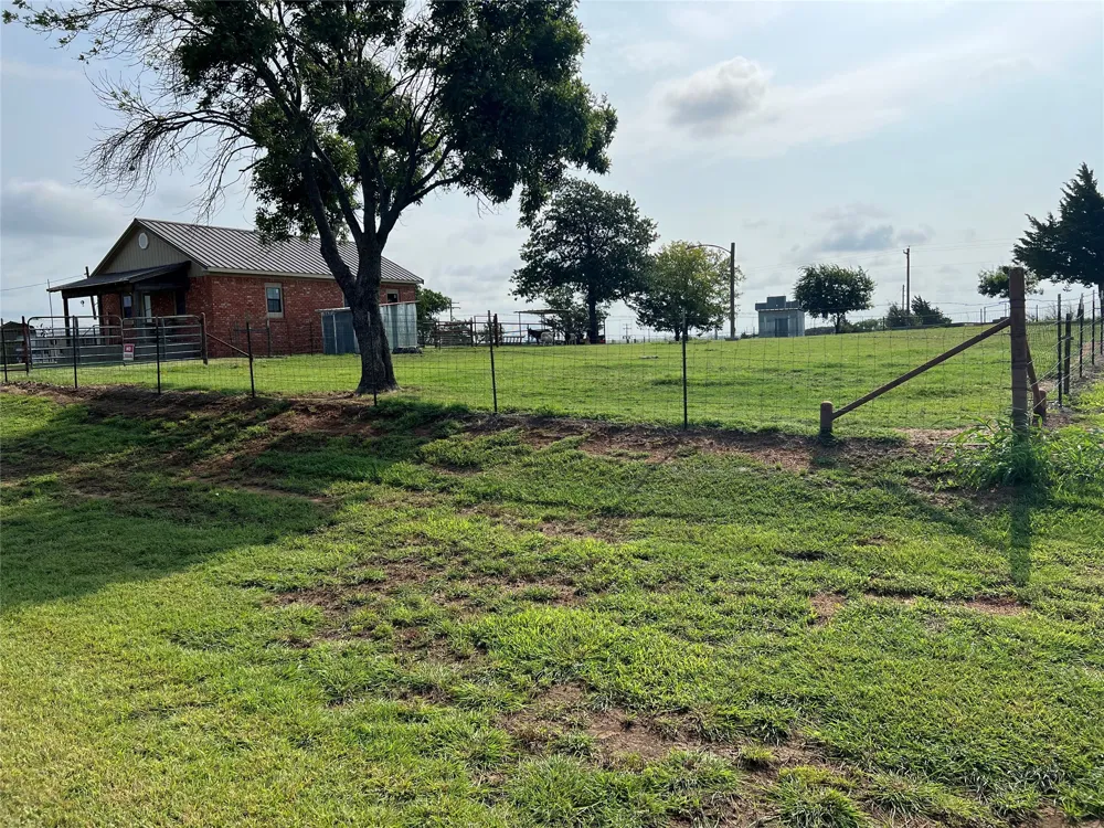12165 Fm 103 Nocona, TX 76255