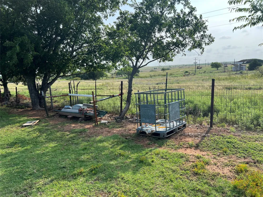 12165 Fm 103 Nocona, TX 76255