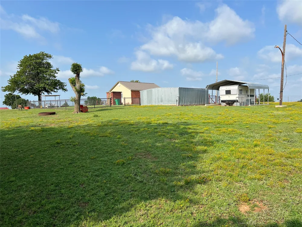 12165 Fm 103 Nocona, TX 76255