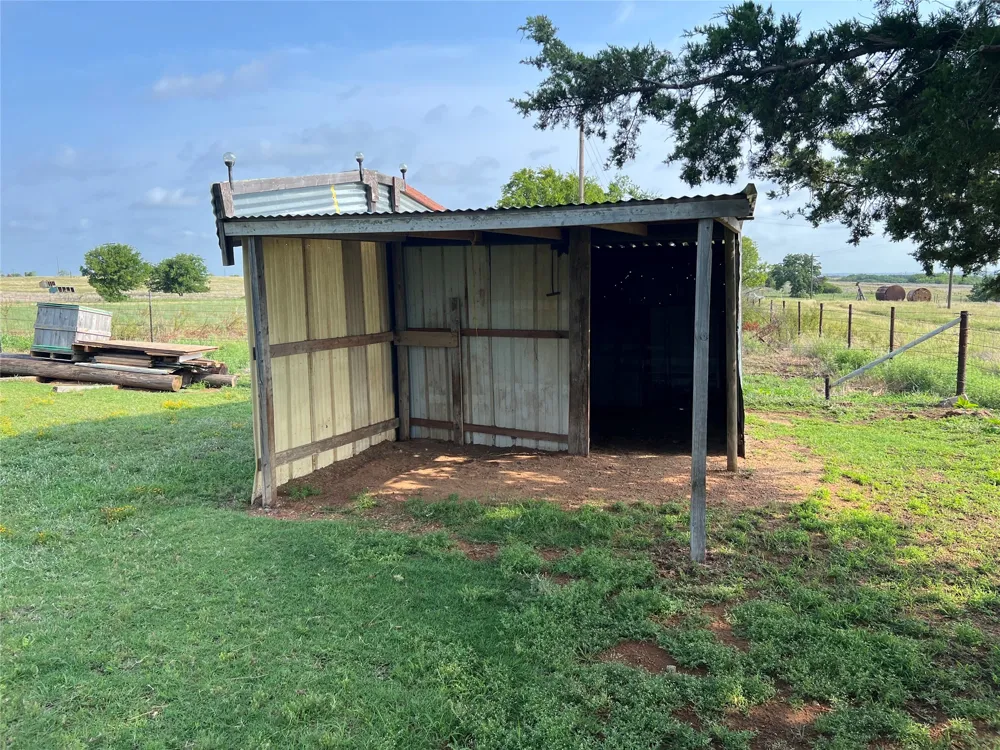 12165 Fm 103 Nocona, TX 76255
