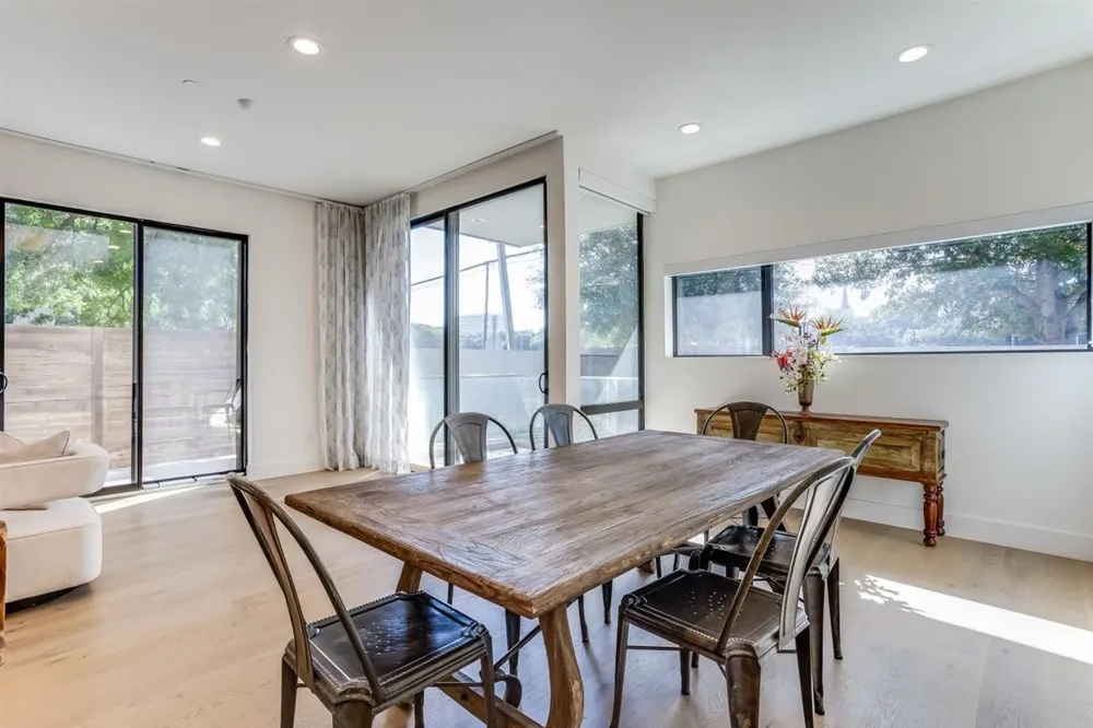 3923 Cole Avenue #101 Dallas, TX 75204