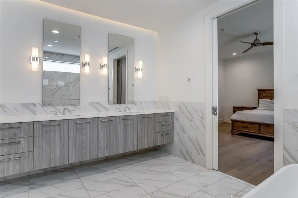 3923 Cole Avenue #101 Dallas, TX 75204
