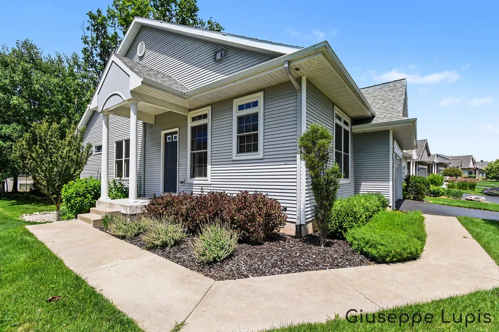 1023 Kensington Street NW #126 Walker City, MI 49534