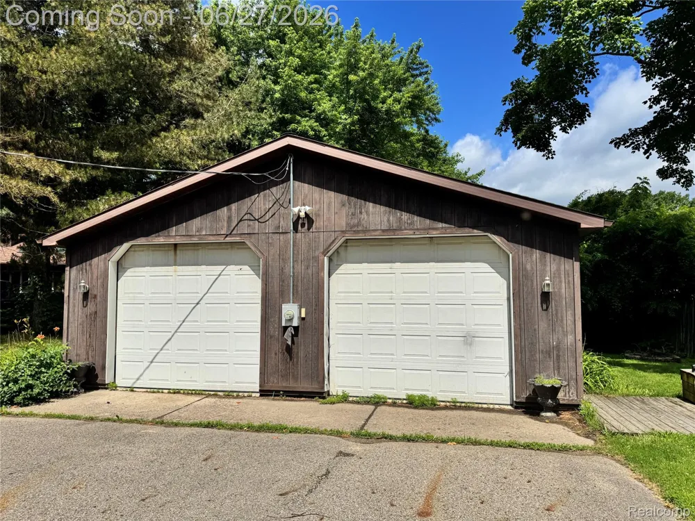 4295 Meridian Road Williamstown Township, MI 48864