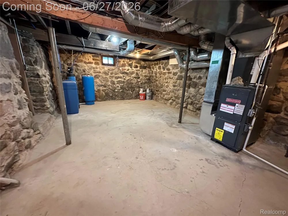 4295 Meridian Road Williamstown Township, MI 48864