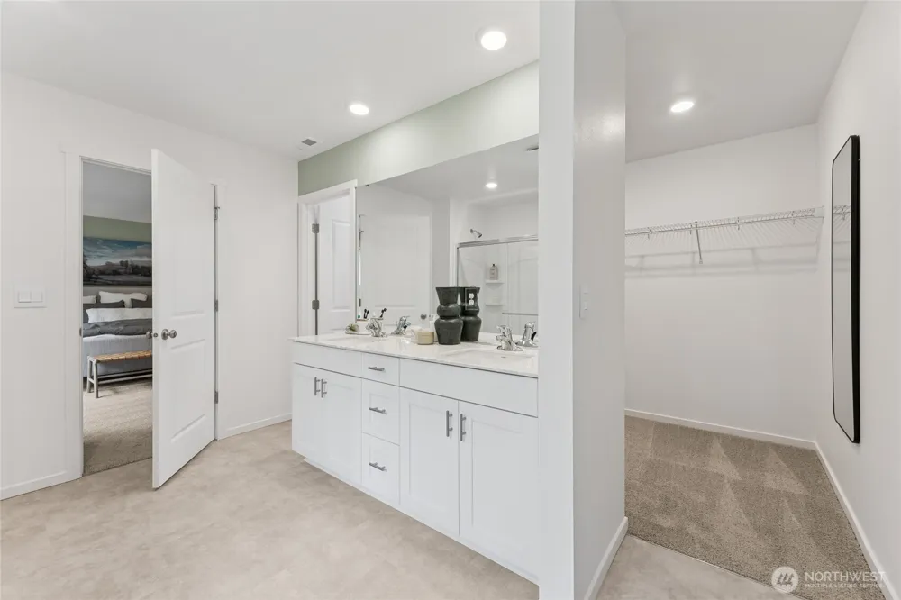 5418 S 328th Street #11 Auburn, WA 98001