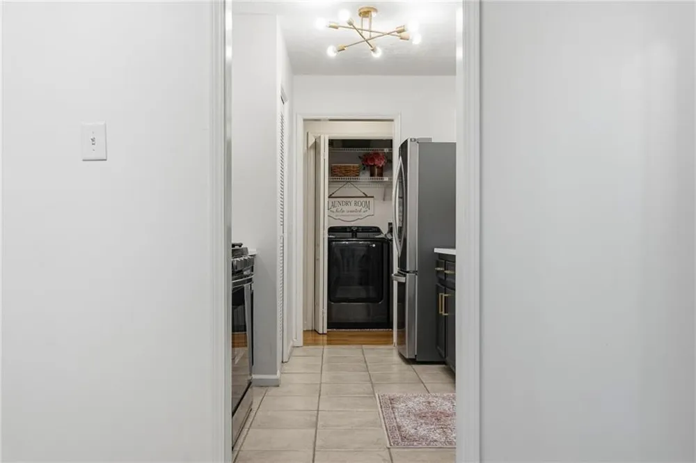 4013 Lake Pointe Circle Roswell, GA 30075
