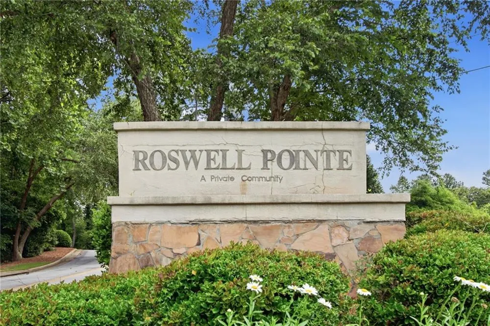 4013 Lake Pointe Circle Roswell, GA 30075