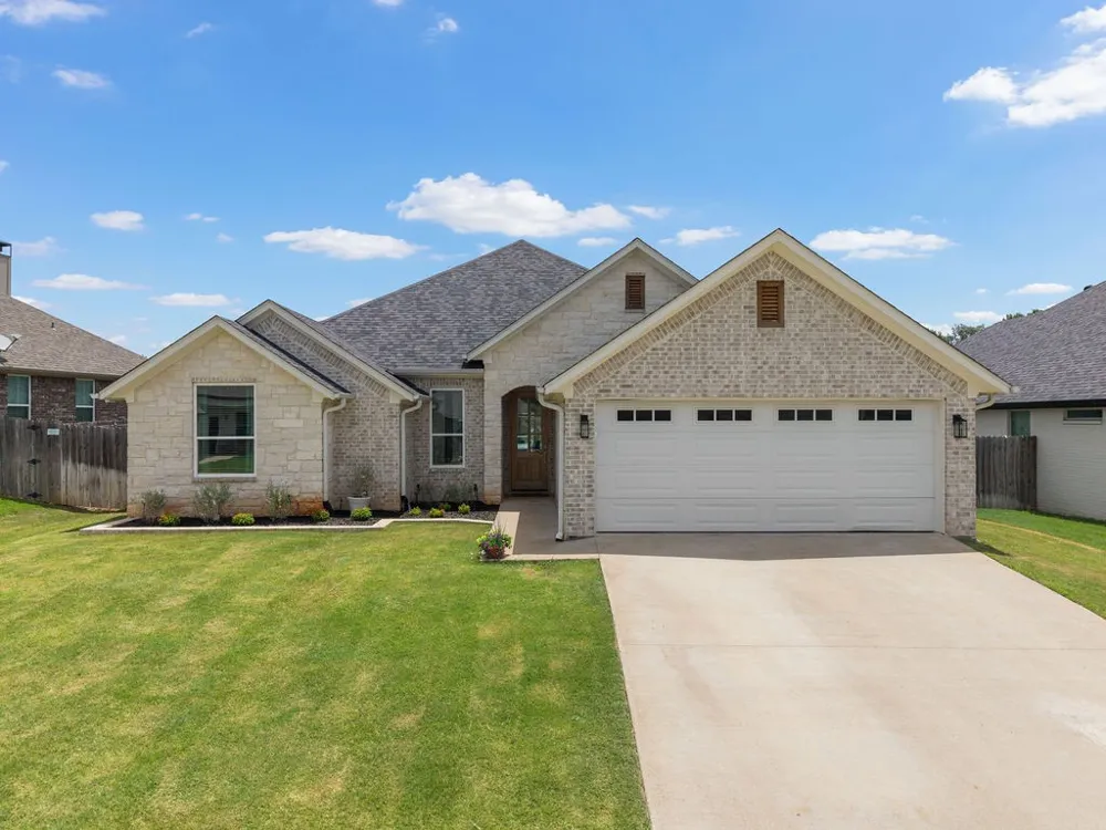 1121 Nate Circle Bullard, TX 75757
