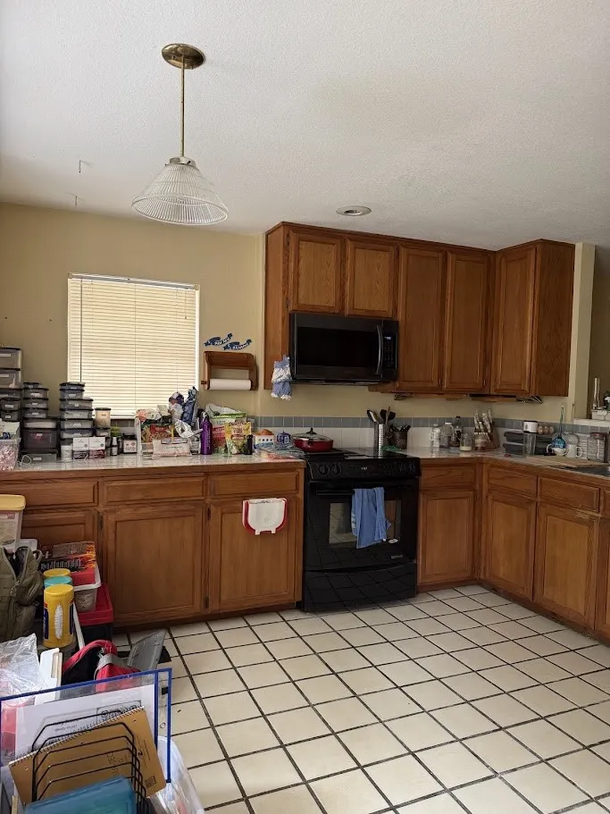 921 Sportsman Park Road Azle, TX 76020