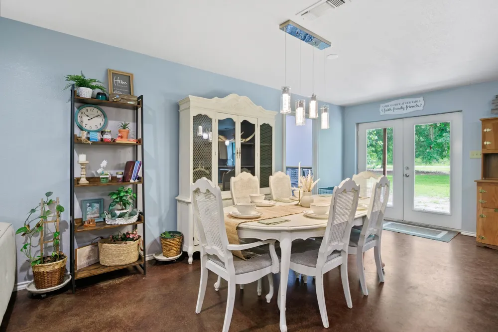 726 King Cecil Court Scroggins, TX 75480