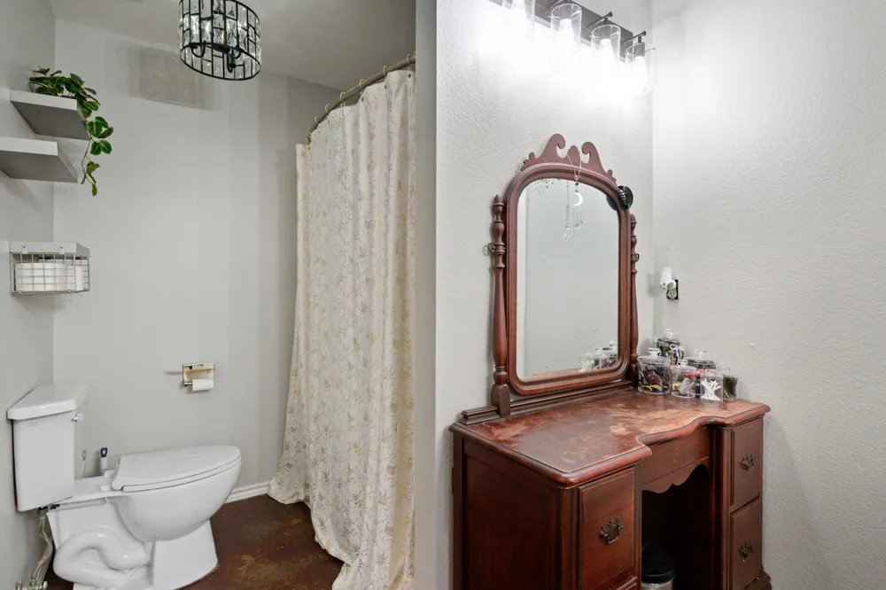 726 King Cecil Court Scroggins, TX 75480