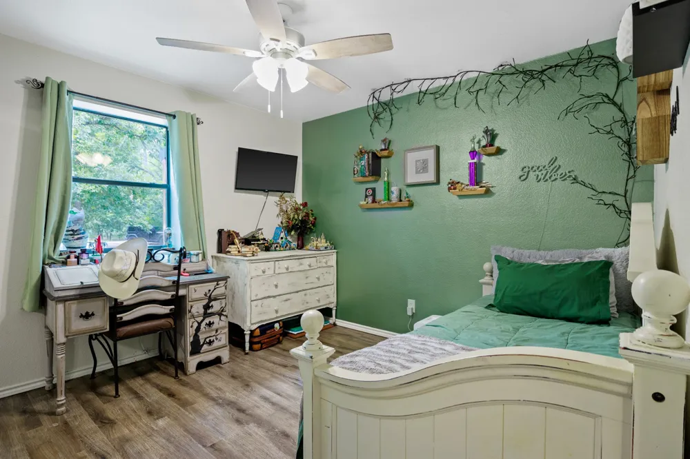 726 King Cecil Court Scroggins, TX 75480