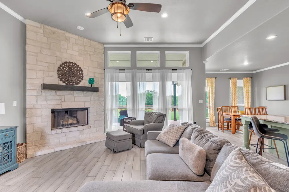 7609 Carter Ranch Road Azle, TX 76020