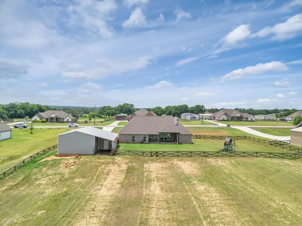 7609 Carter Ranch Road Azle, TX 76020