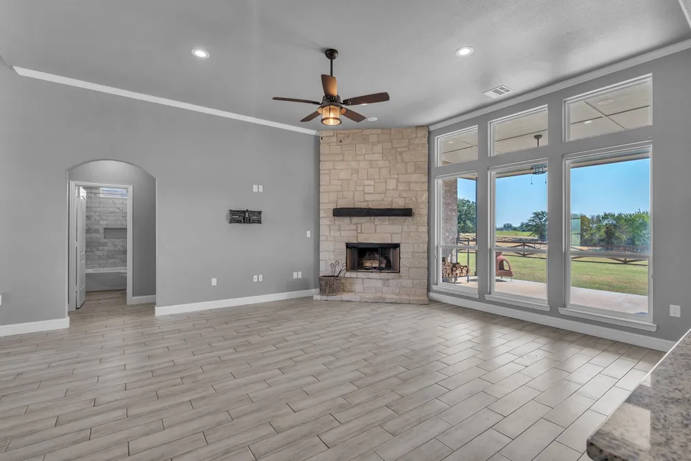 7609 Carter Ranch Road Azle, TX 76020