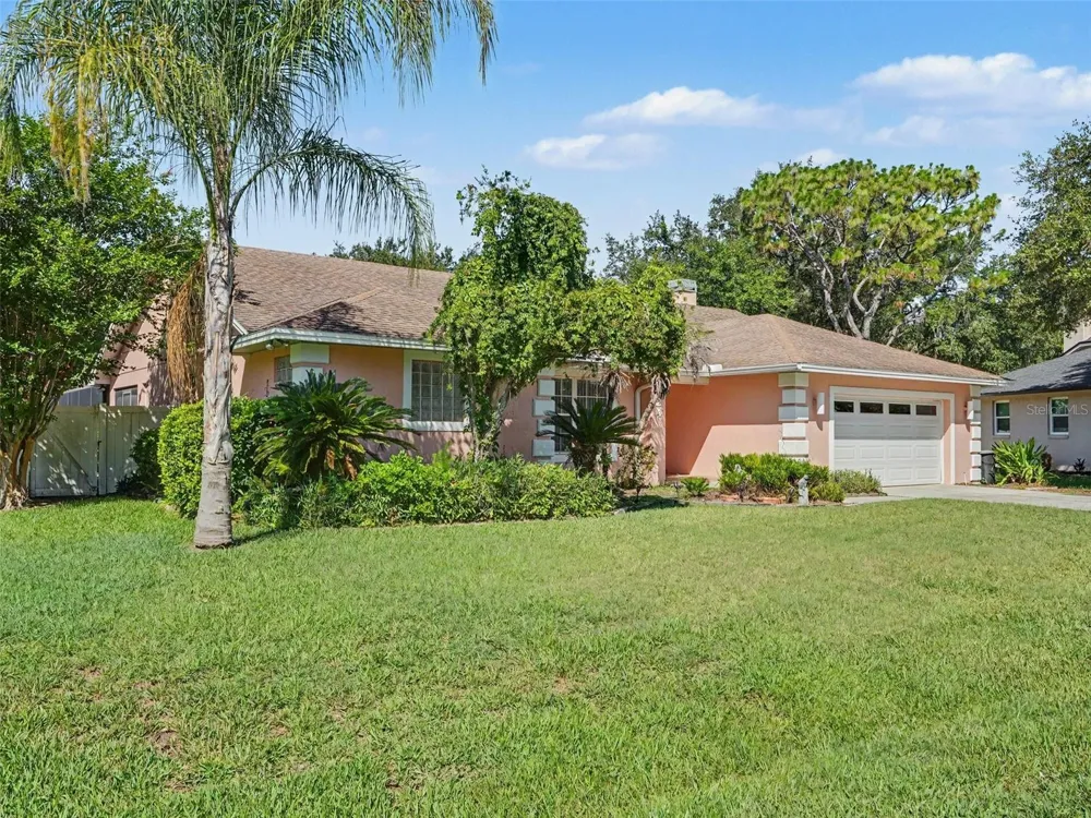 2124 VELVET WAY Lakeland, FL 33811