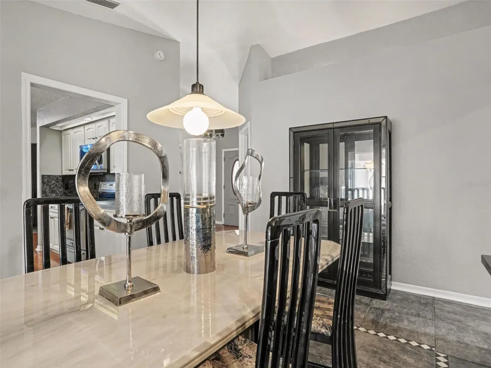 2124 VELVET WAY Lakeland, FL 33811