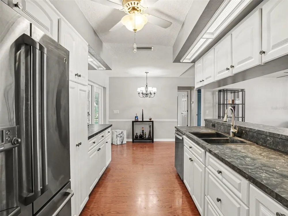 2124 VELVET WAY Lakeland, FL 33811