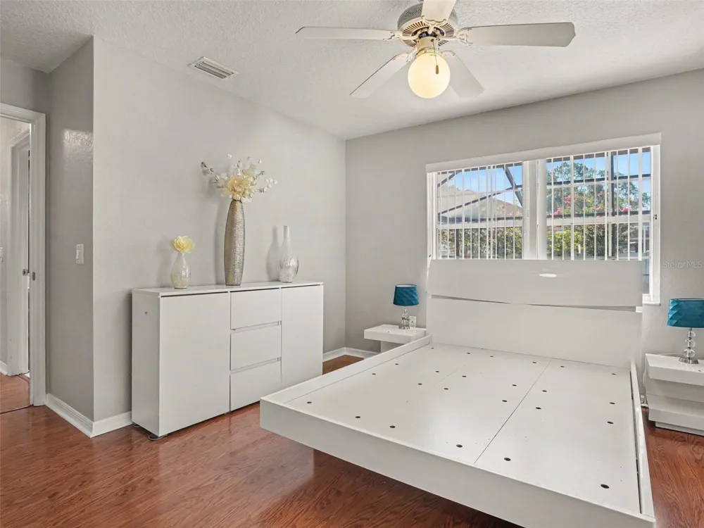 2124 VELVET WAY Lakeland, FL 33811