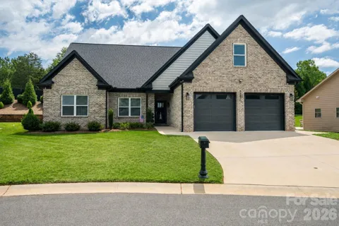 4282 Holly Circle NE