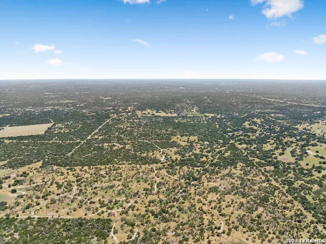 230 OLD ROEDER RD NW Harper, TX 78631