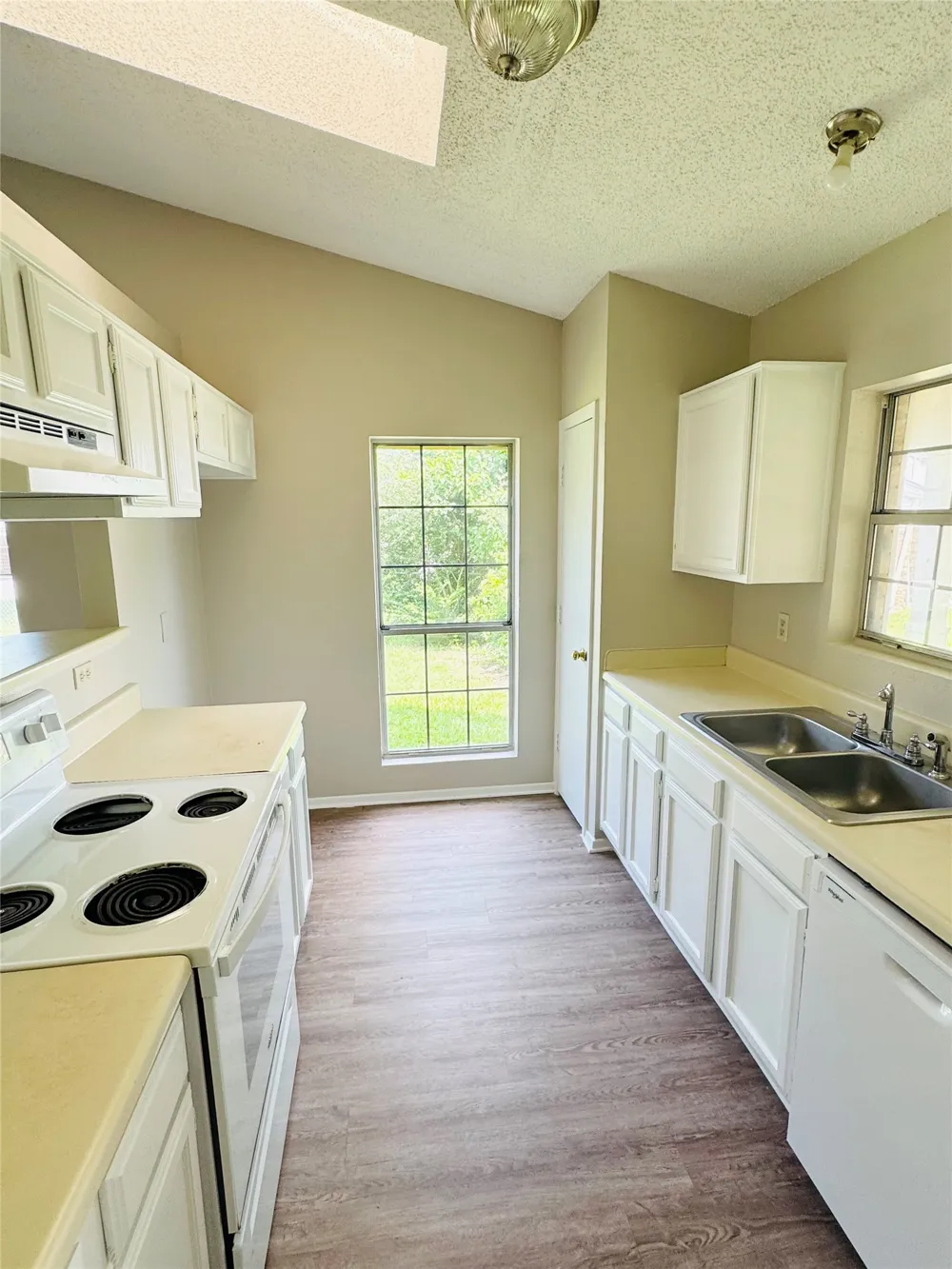 821 Colchester Drive Mesquite, TX 75149