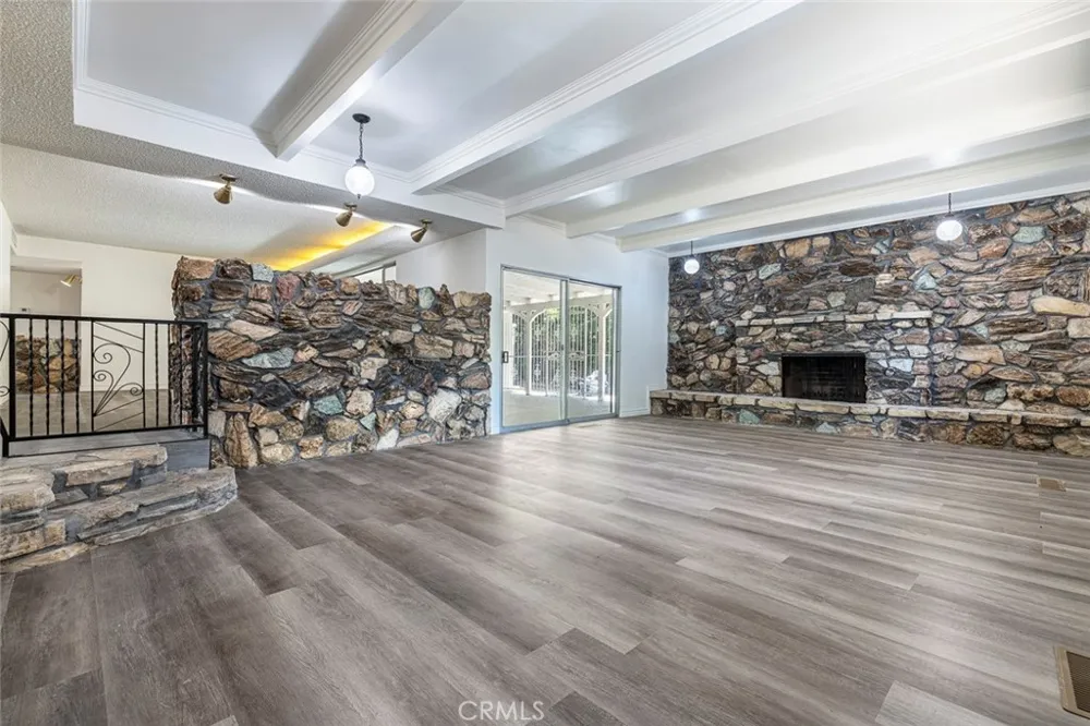 947 S Stanford Avenue Fresno, CA 93727