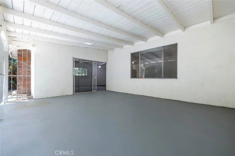 947 S Stanford Avenue Fresno, CA 93727