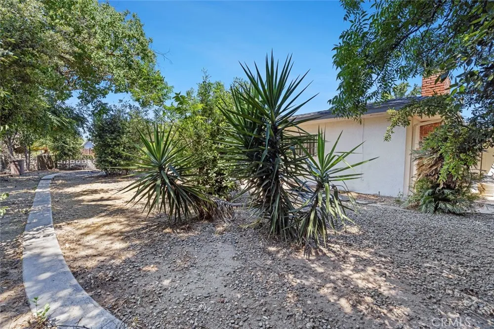 947 S Stanford Avenue Fresno, CA 93727
