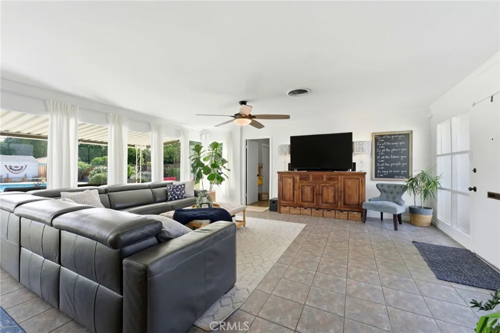 4374 Ramona Drive Riverside, CA 92506