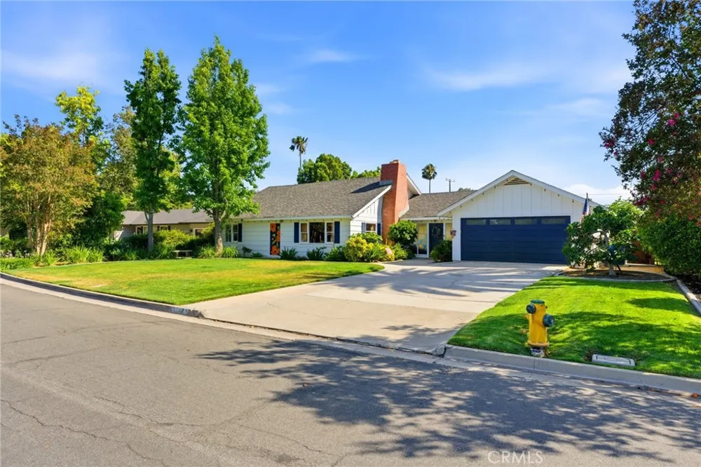 4374 Ramona Drive Riverside, CA 92506
