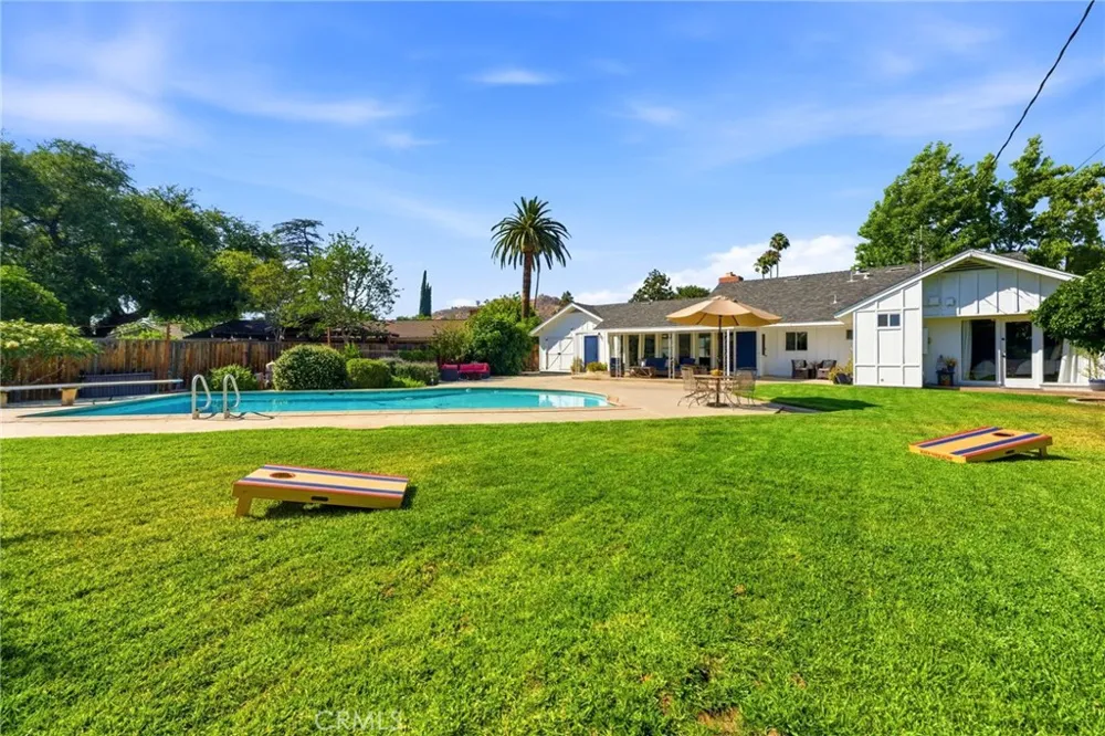 4374 Ramona Drive Riverside, CA 92506