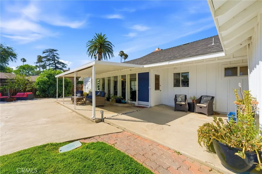 4374 Ramona Drive Riverside, CA 92506