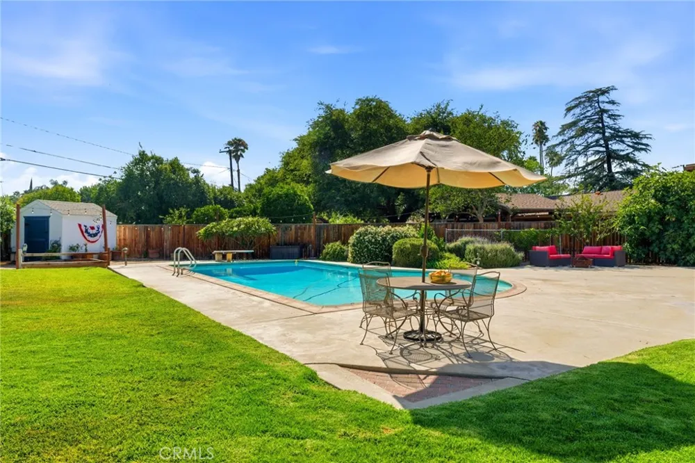 4374 Ramona Drive Riverside, CA 92506