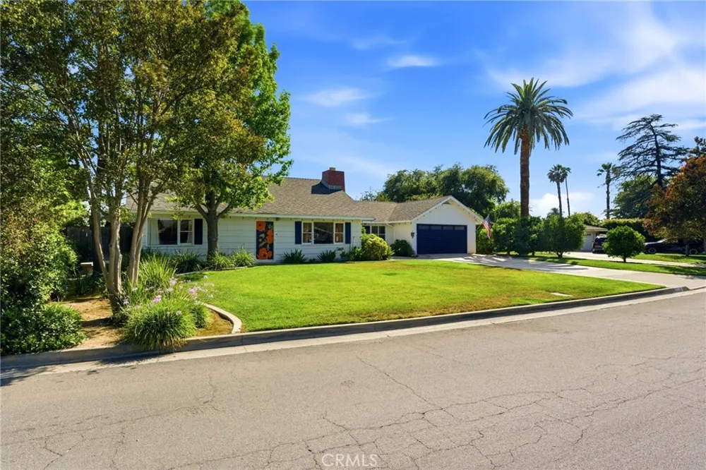 4374 Ramona Drive Riverside, CA 92506