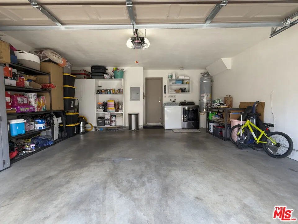 9376 Moonbeam Avenue #9 Panorama City, CA 91402