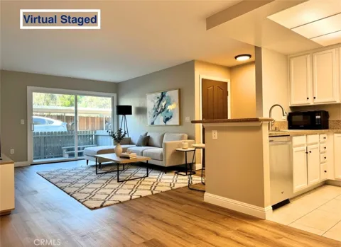432 Edgehill #95