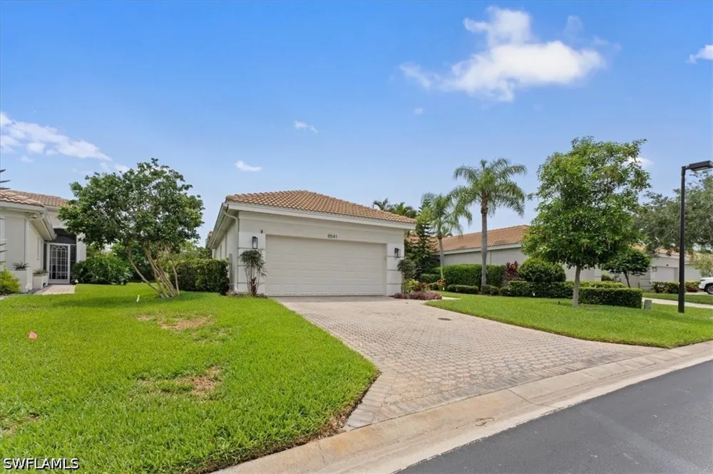 Pepper Tree Way Naples, FL 34114